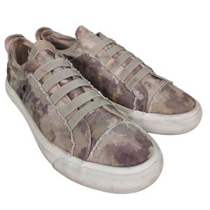 Blowfish Camo no lace shoes, women's size 8.5, brown